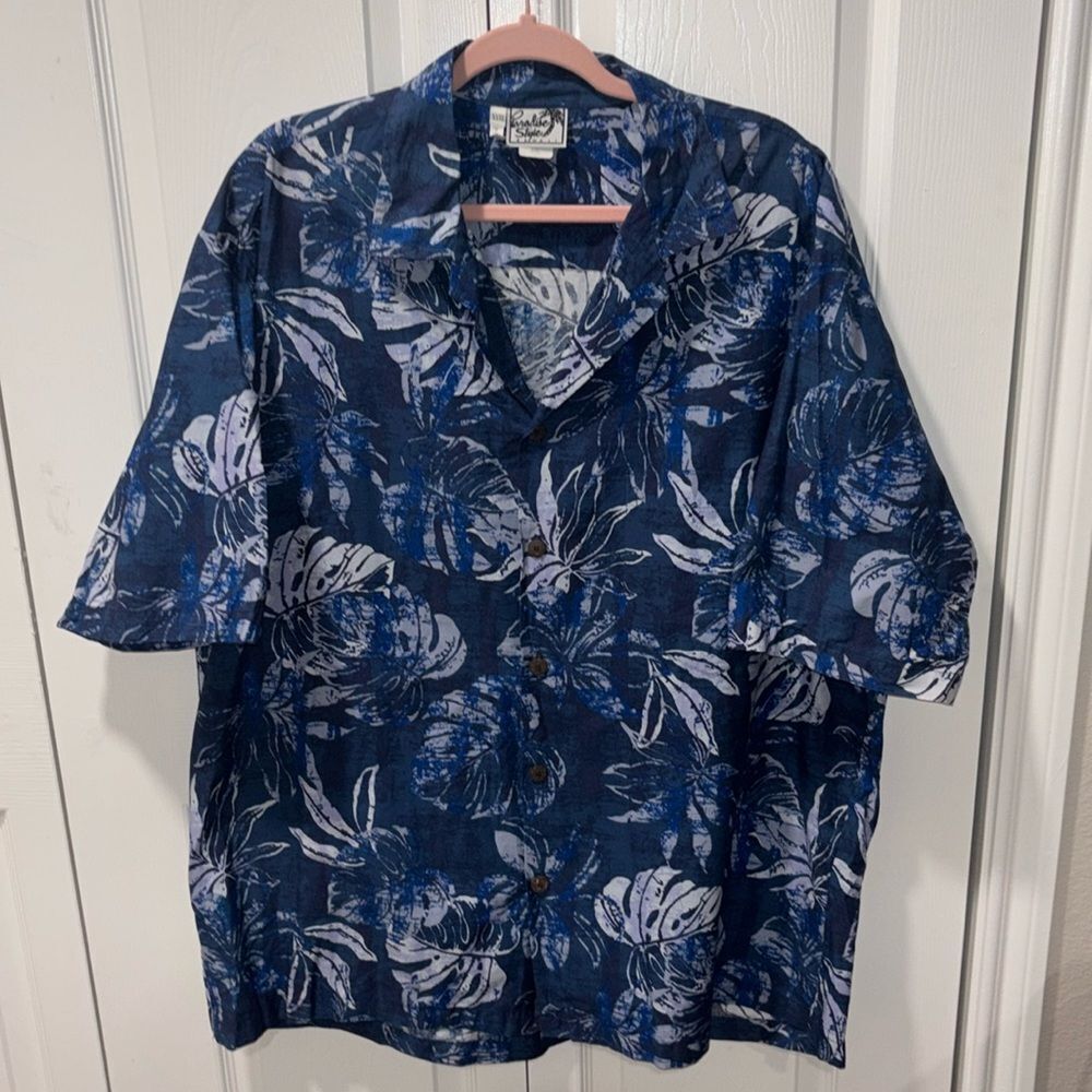Paradise style Vintage mens Aloha causal button down shire floral pattern XXXL.